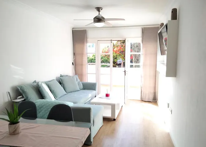 Deluxe Windsor Park Апартаменты Адехе